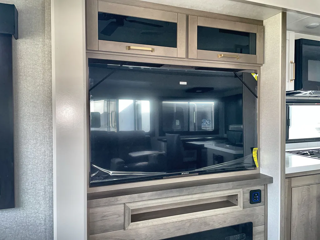 2026 Jayco Eagle 321RSTS, Photos photo 3