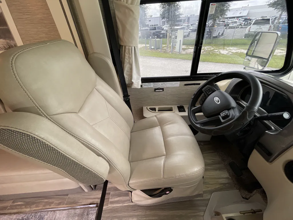 2023 Thor Motor Coach Axis 24.3, Photos photo 26