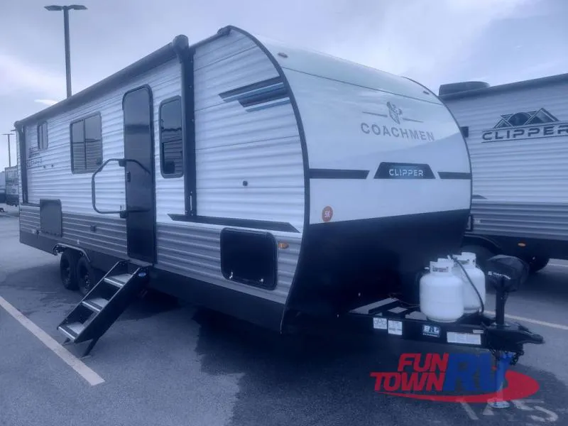 2026 Coachmen Clipper 25QBH - Photo 2