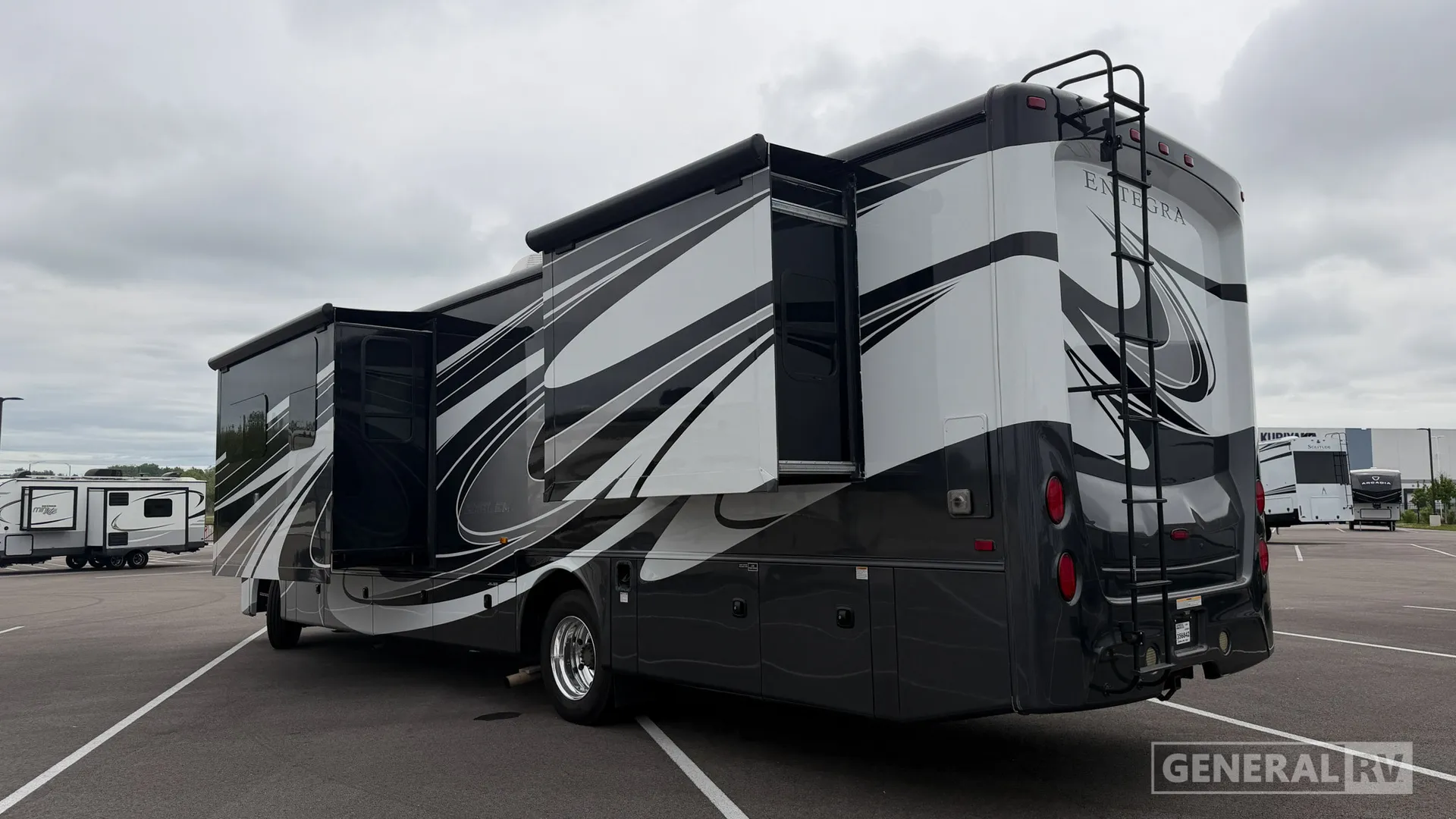 2021 Entegra Coach Emblem 36H - Photo 4