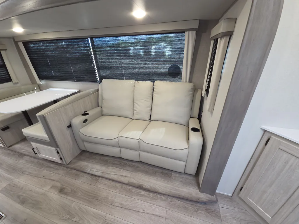 2026 Coachmen Catalina Legacy Edition 243RBS, Photos photo 21