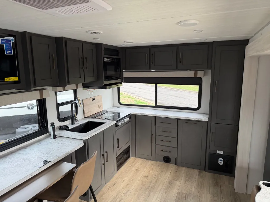 2026 Forest River RV IBEX 26BRE — Photo 6