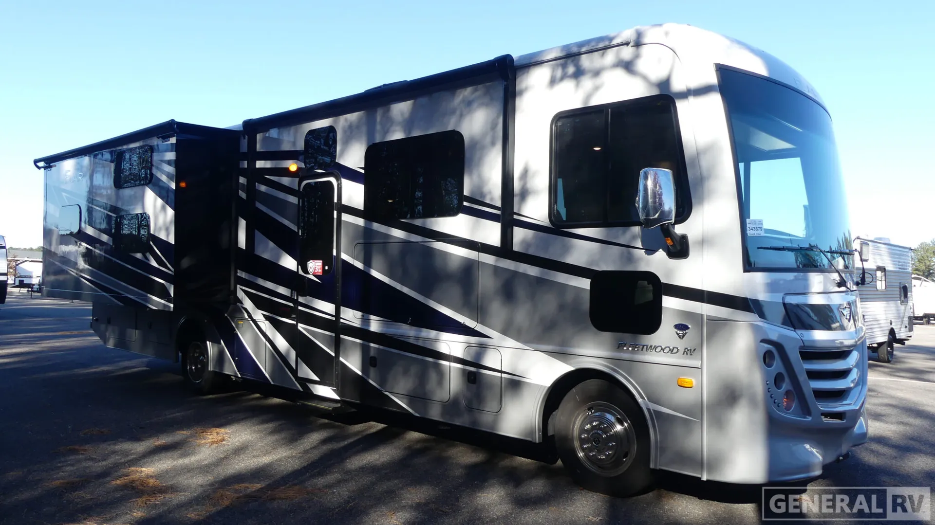 2026 Fleetwood Flair 33B6 - Photo 2