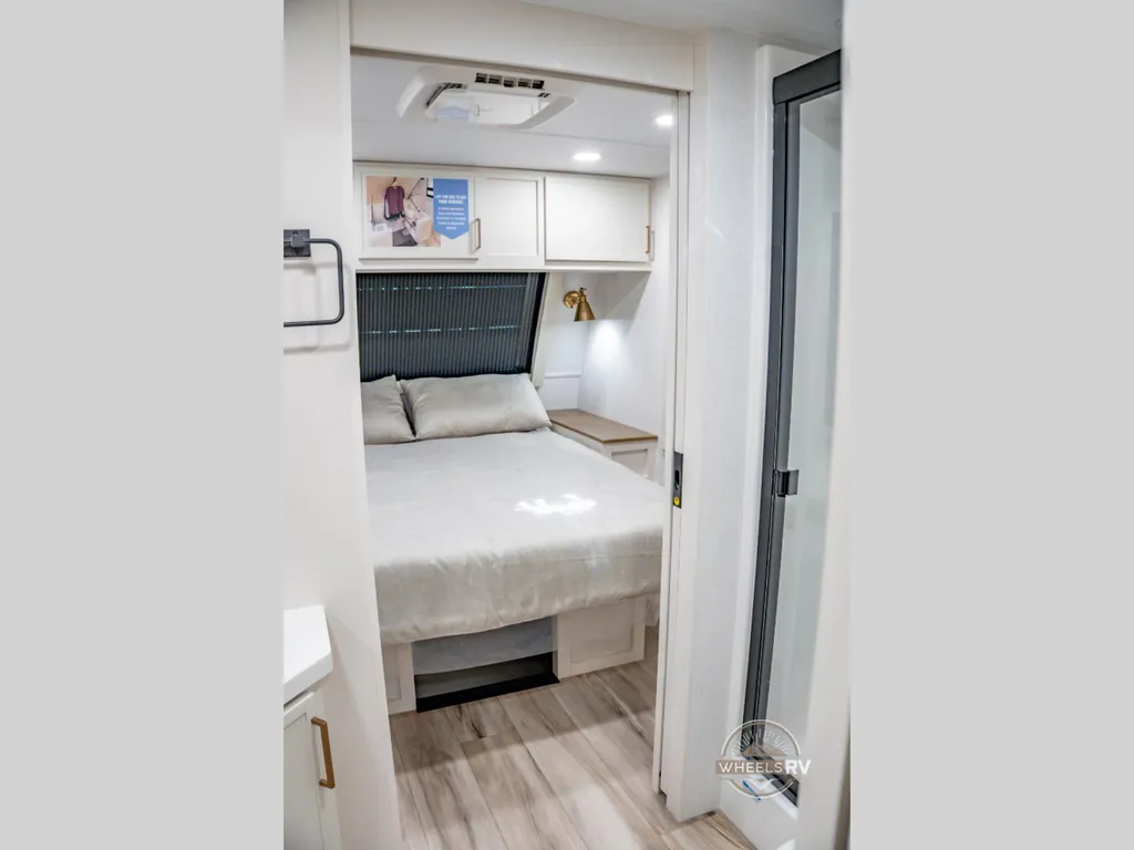 2027 Brinkley Model I 294, Photos photo 27