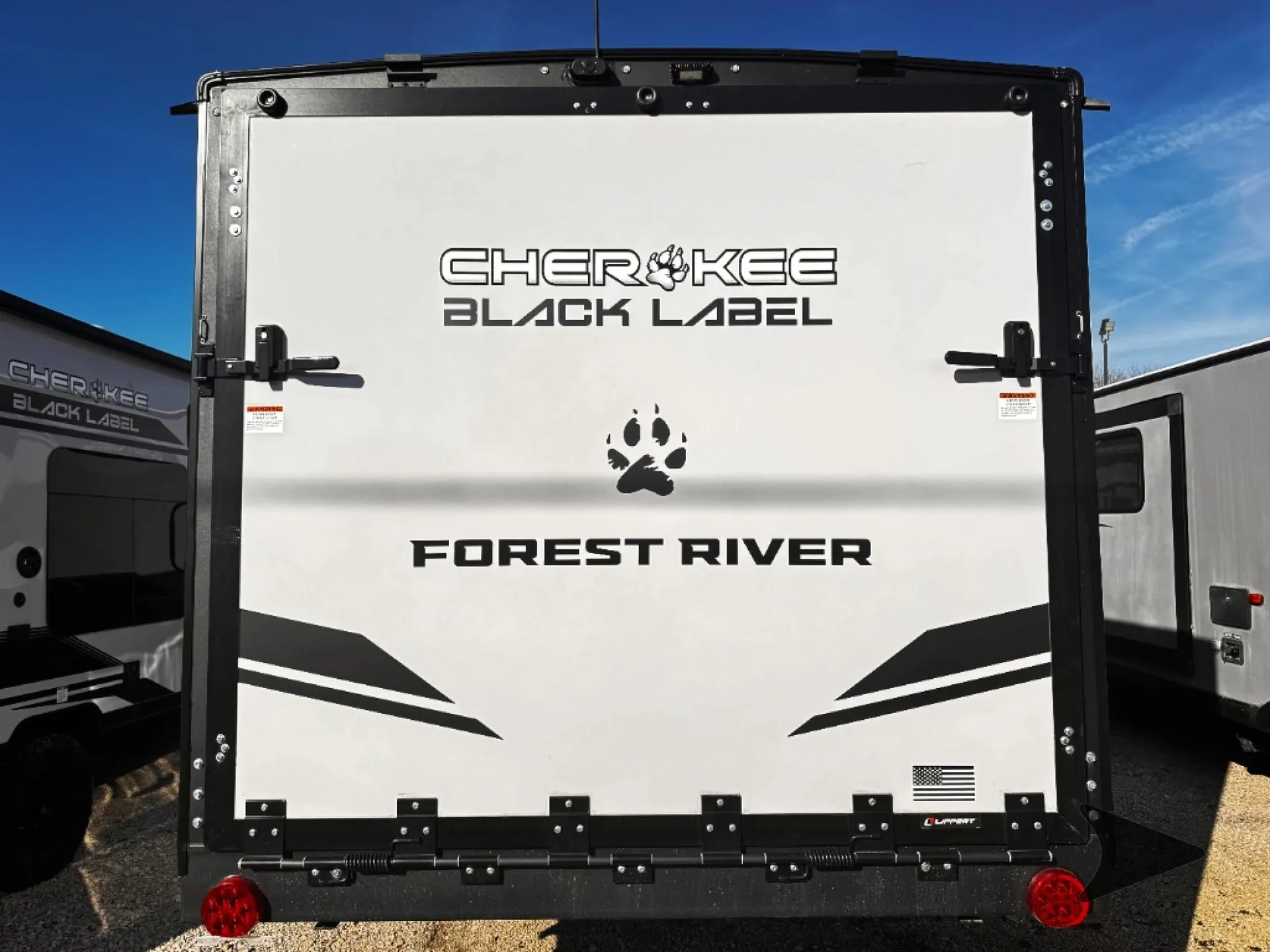 2026 Forest River GREY WOLF BLACK LABEL 24RRTBL - Photo 3