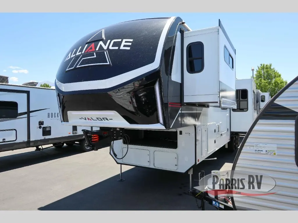 2026 Alliance RV Valor 44V14 - Photo 3