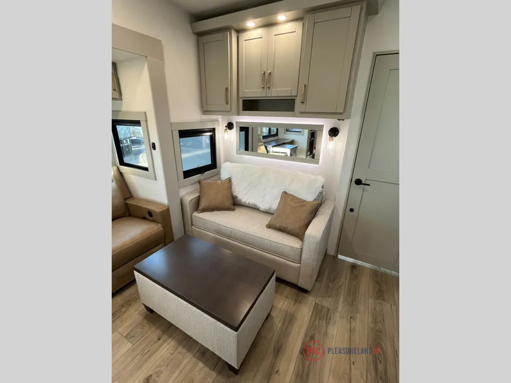 2026 Brinkley Model Z 3515, Photos photo 19