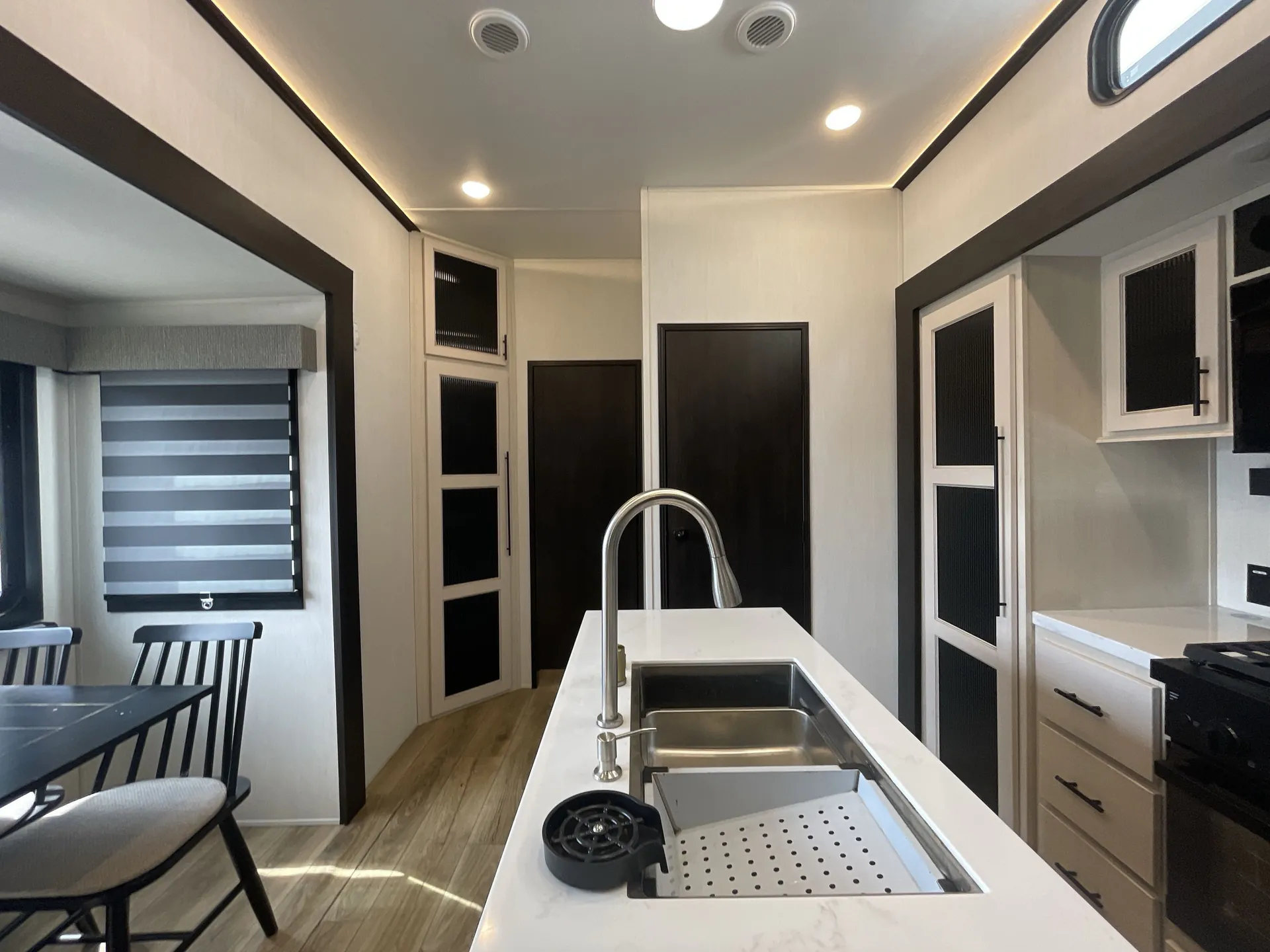 2025 Forest River Sabre 37FLH — off campside