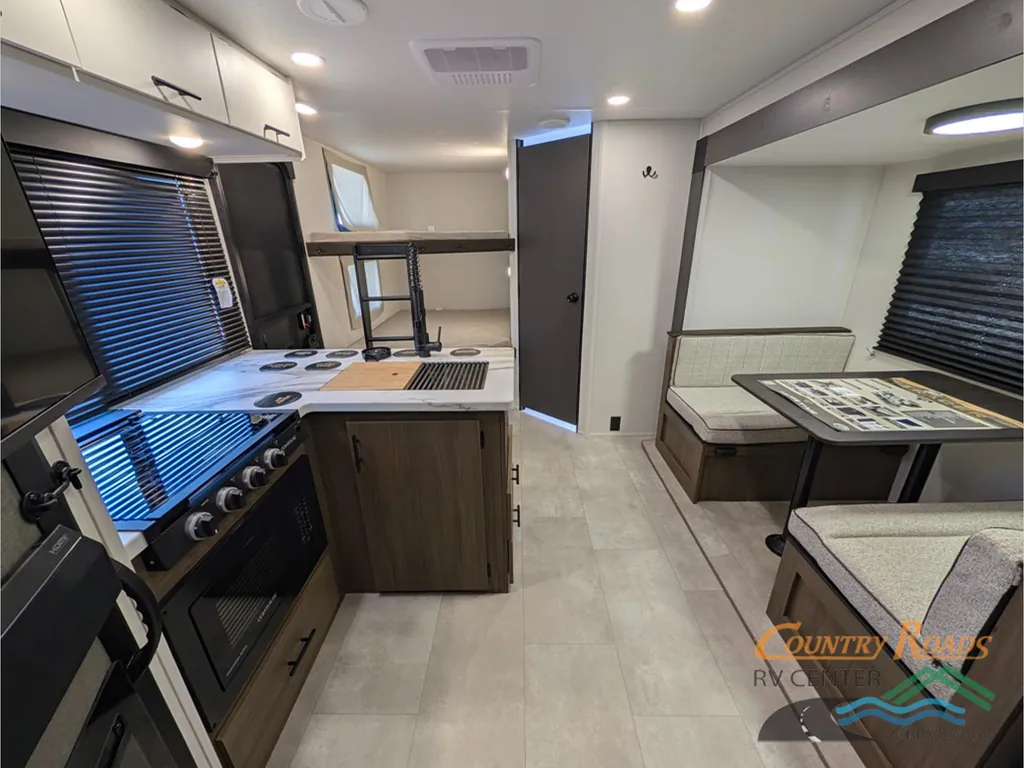2027 Forest River Tracer 230BH, Photos photo 14