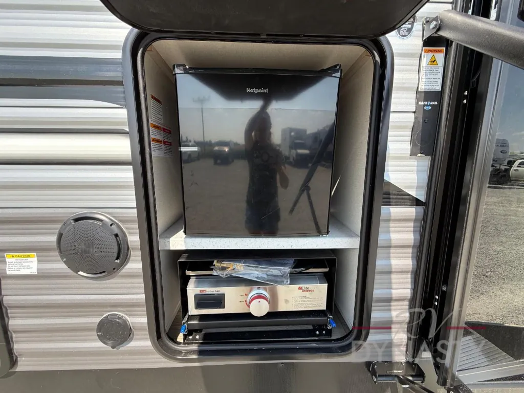 2026 Coachmen Catalina Legacy Edition 273DBHCK, Photos photo 22