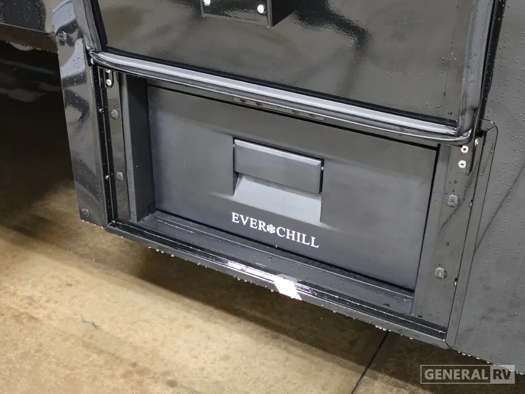 2026 Brinkley Model G 4100, Photos photo 48