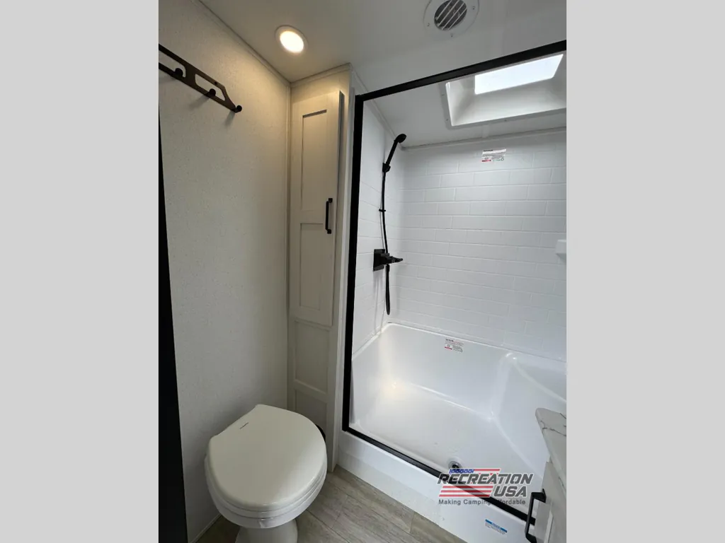 2026 Forest River Solaire 3060RKTS, Photos photo 20