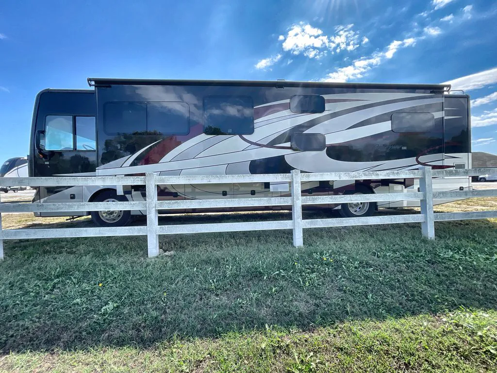 2019 Fleetwood Pace Arrow 38N, Photos photo 4