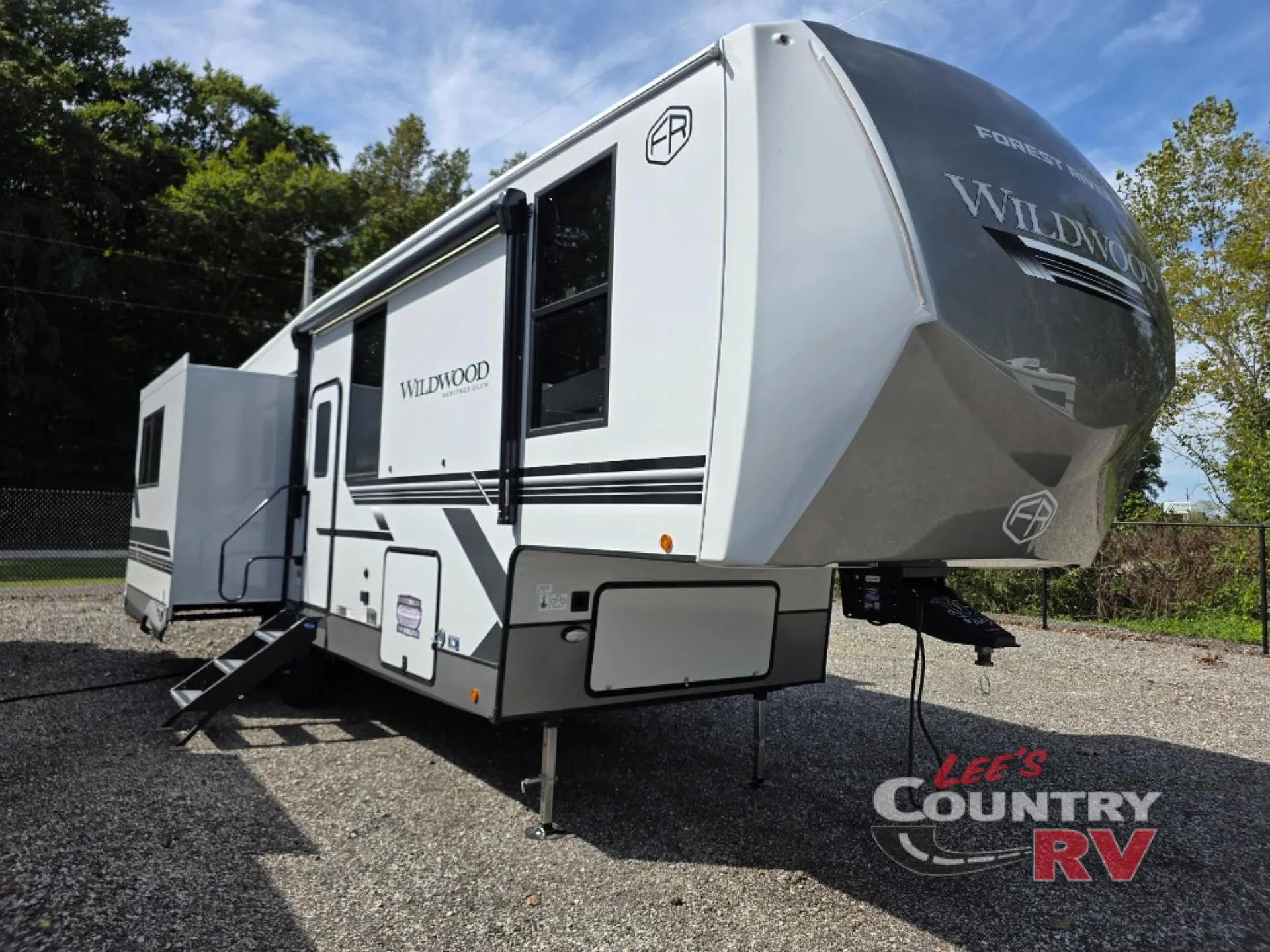 2027 Forest River Wildwood Heritage Glen 286RL