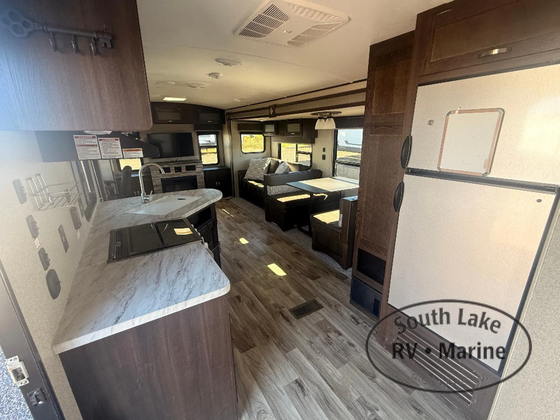 2019 Keystone Springdale 311RE - Photo 4
