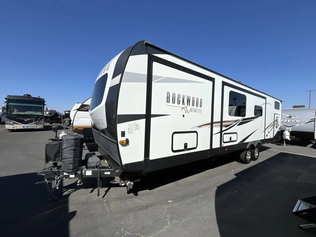 2022 Forest River Rockwood Ultra Lite 2911BS, Photos photo 6