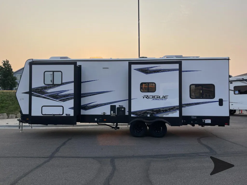 2027 Forest River Vengeance Rogue Armored 26L140, Photos photo 10