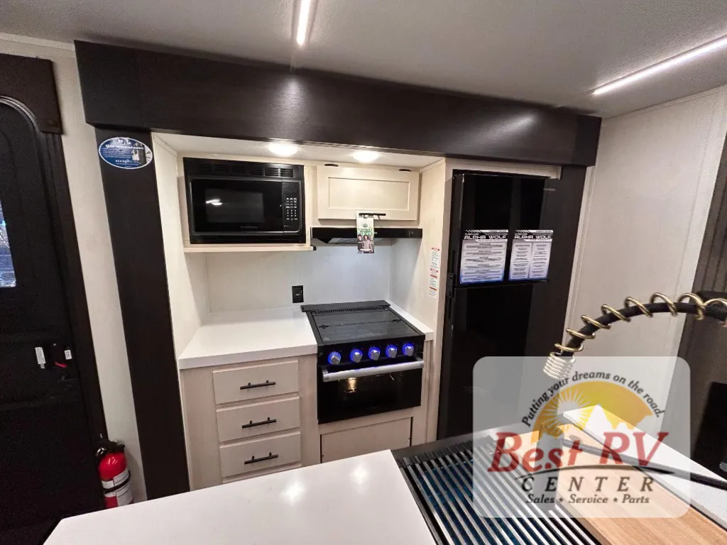 2026 Forest River Cherokee Alpha Wolf 33BH, Photos photo 34