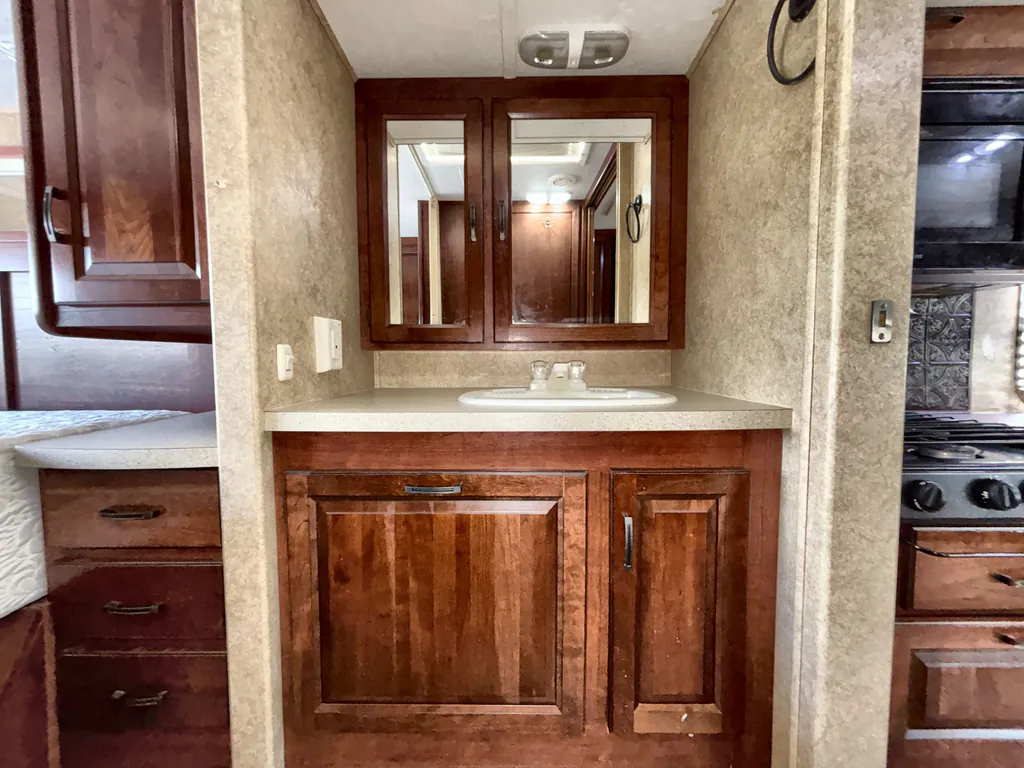 2013 Forest River Sunseeker 3050S, Photos photo 18