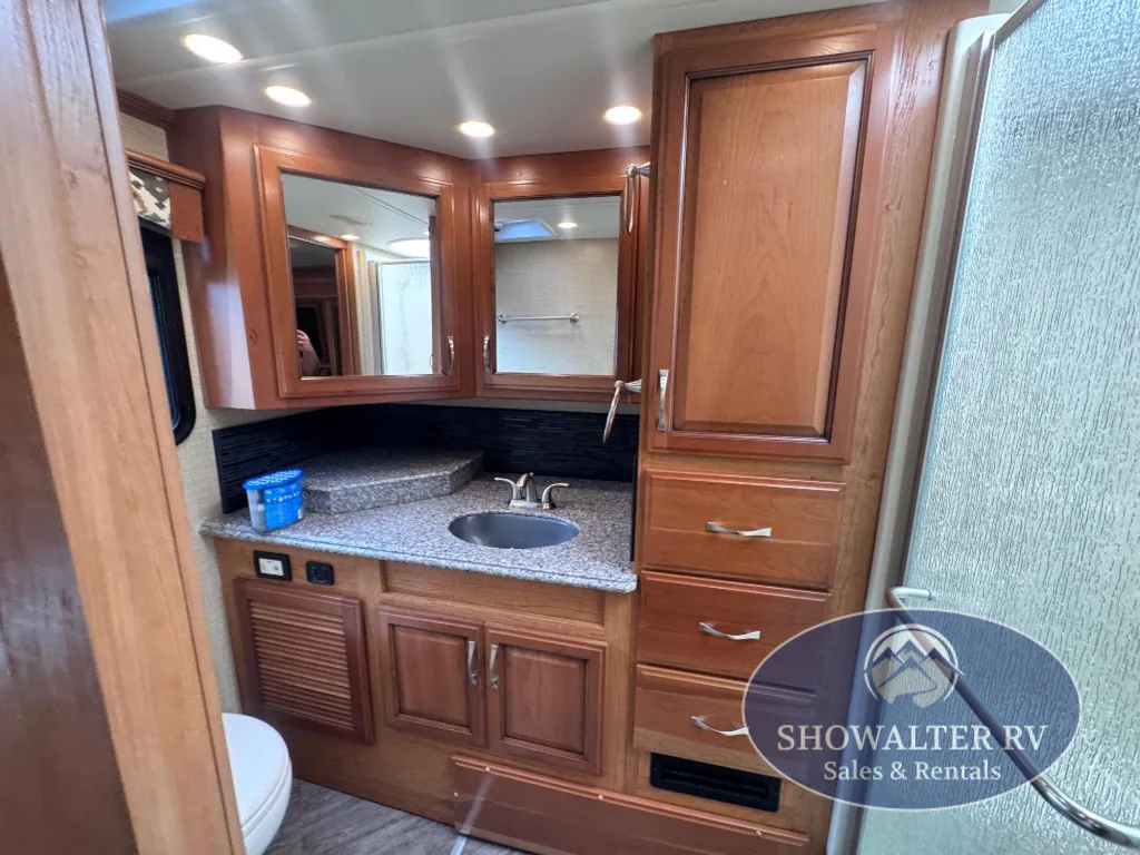 2016 Fleetwood Pace Arrow LXE 38K, Photos photo 39