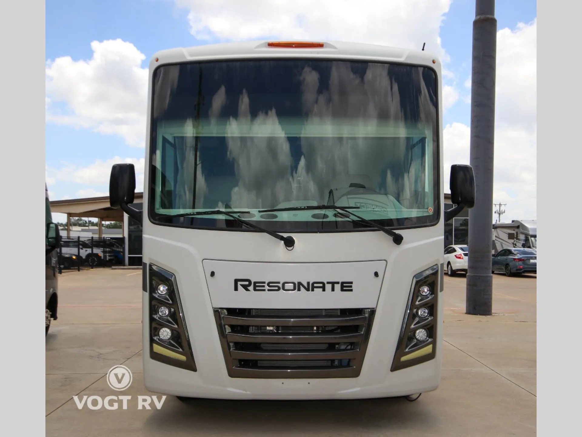 2023 Thor Motor Coach Resonate 29G - Photo 3