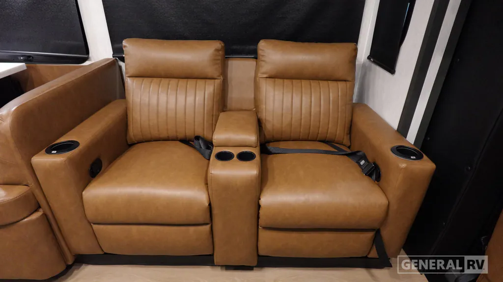 2027 Nexus Ghost 36DS, Photos photo 15