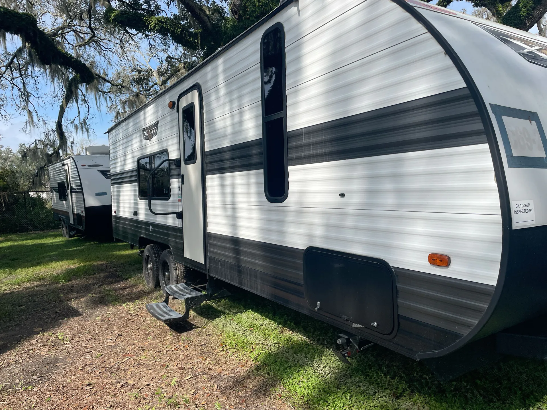 2023 Forest River Wildwood X-Lite 261BHXL — campside