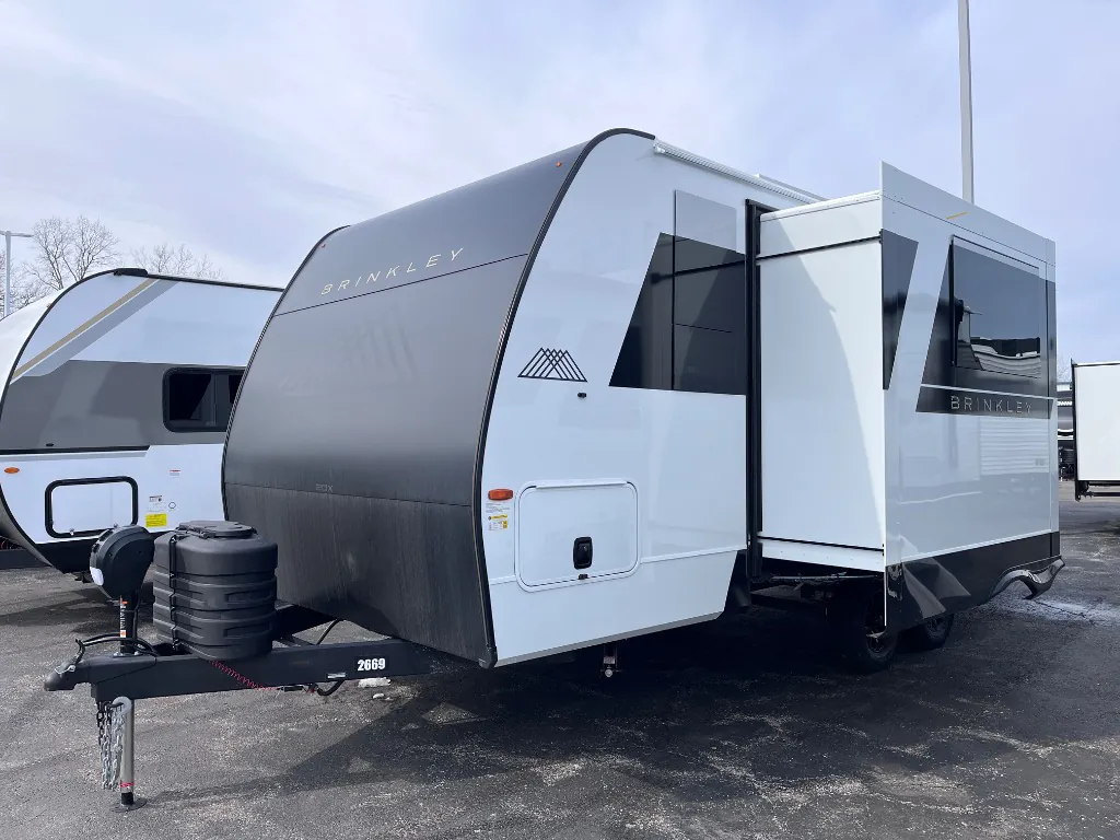 2026 Brinkley Model Ix 20X, Photos photo 4