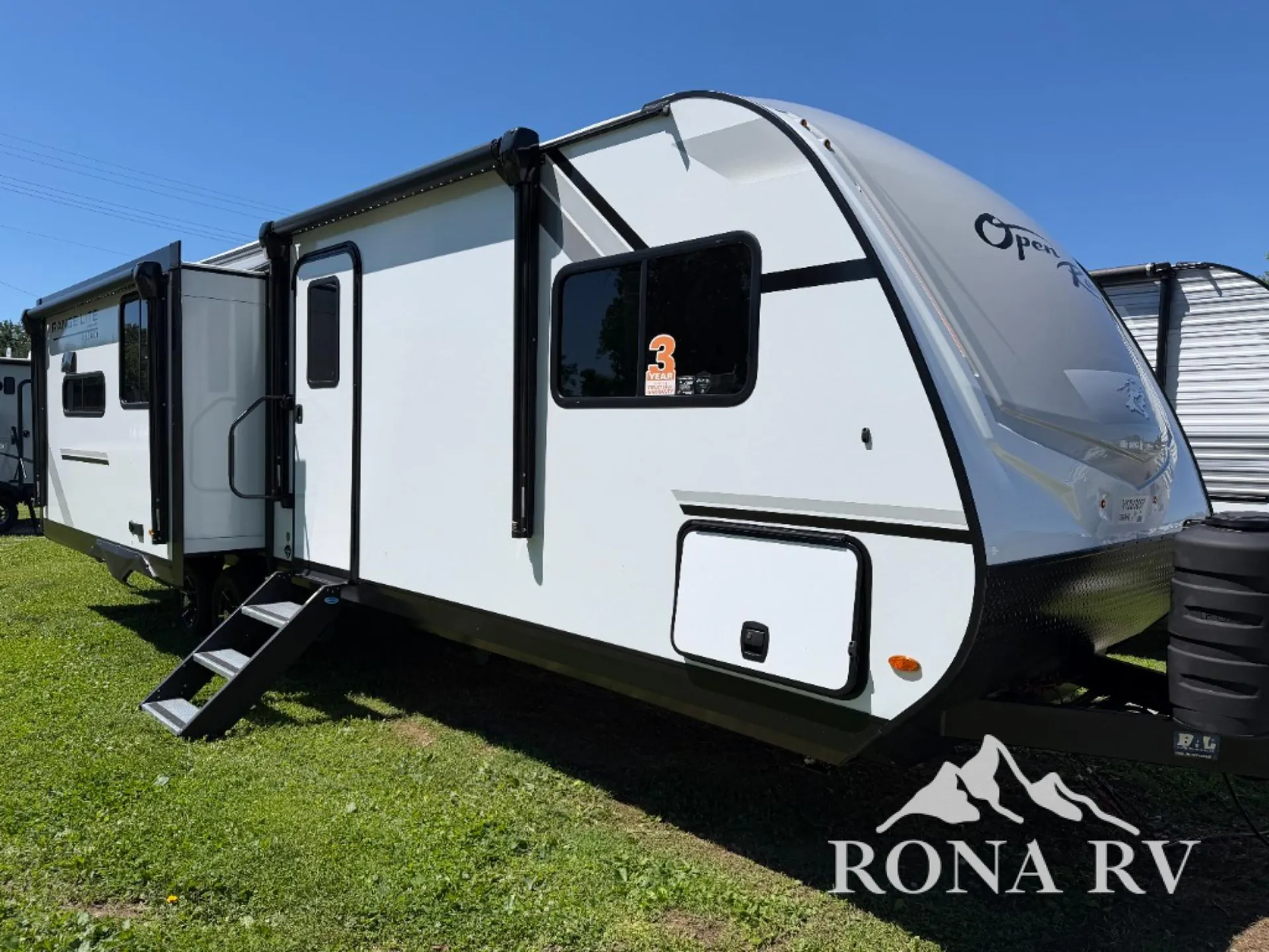 2027 Highland Ridge Range Lite 280MKI dealer photo 1 from Rona RV