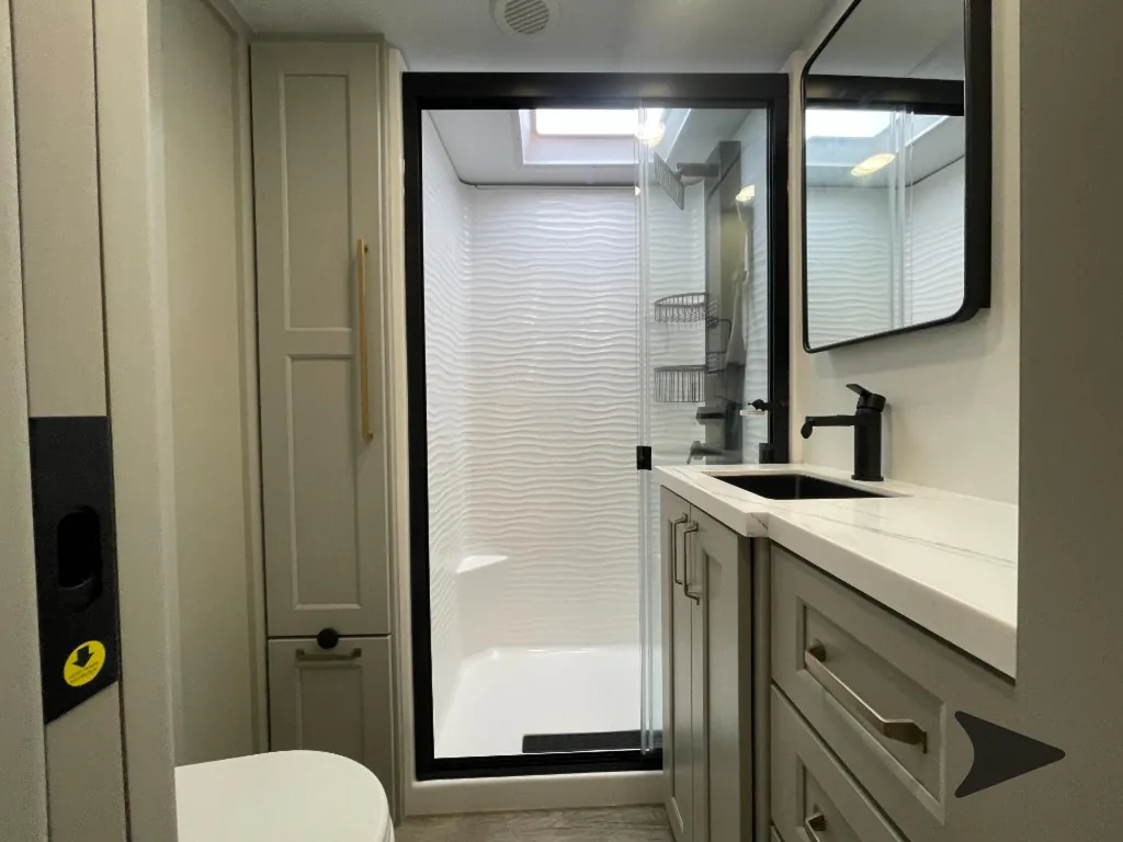 2026 Brinkley Model G 3520, Photos photo 28
