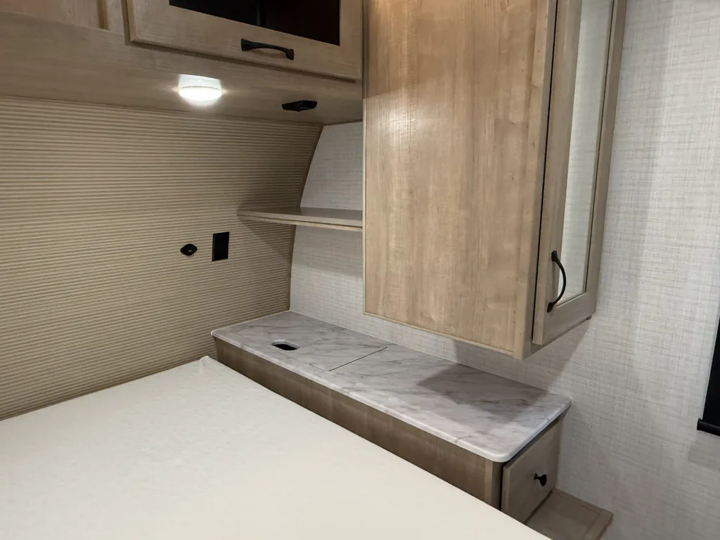 2025 Forest River Solaire 2420RBS, Photos photo 11