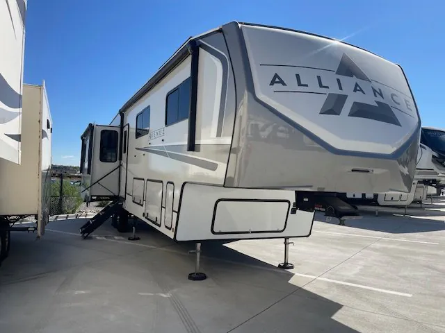 2024 Alliance RV Avenue 37MBR - Photo 2