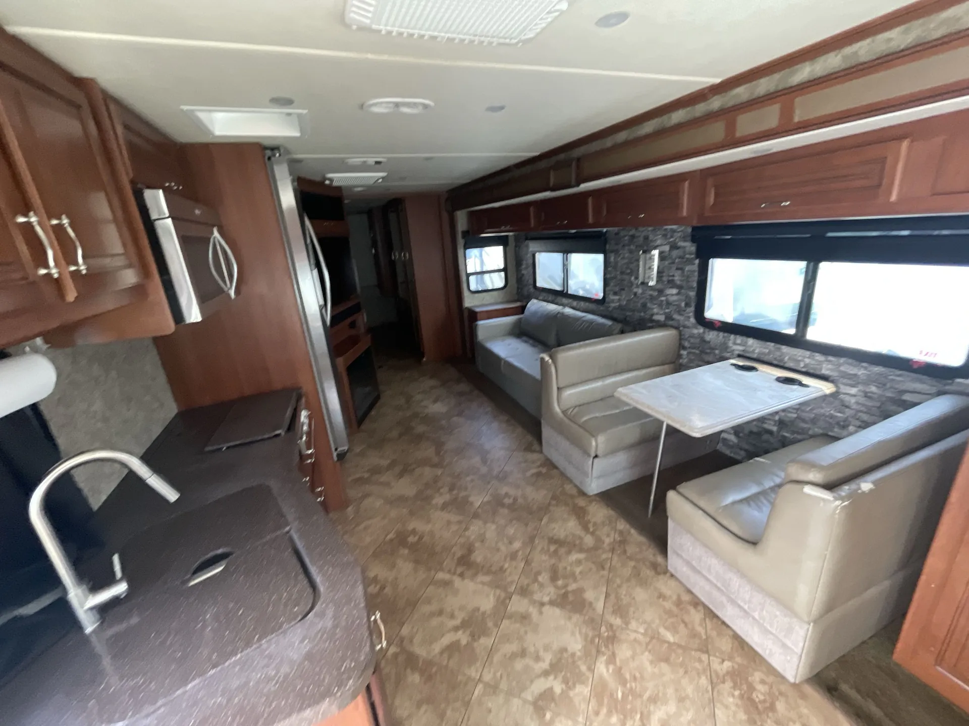 2015 Fleetwood Southwind 34A — living area main