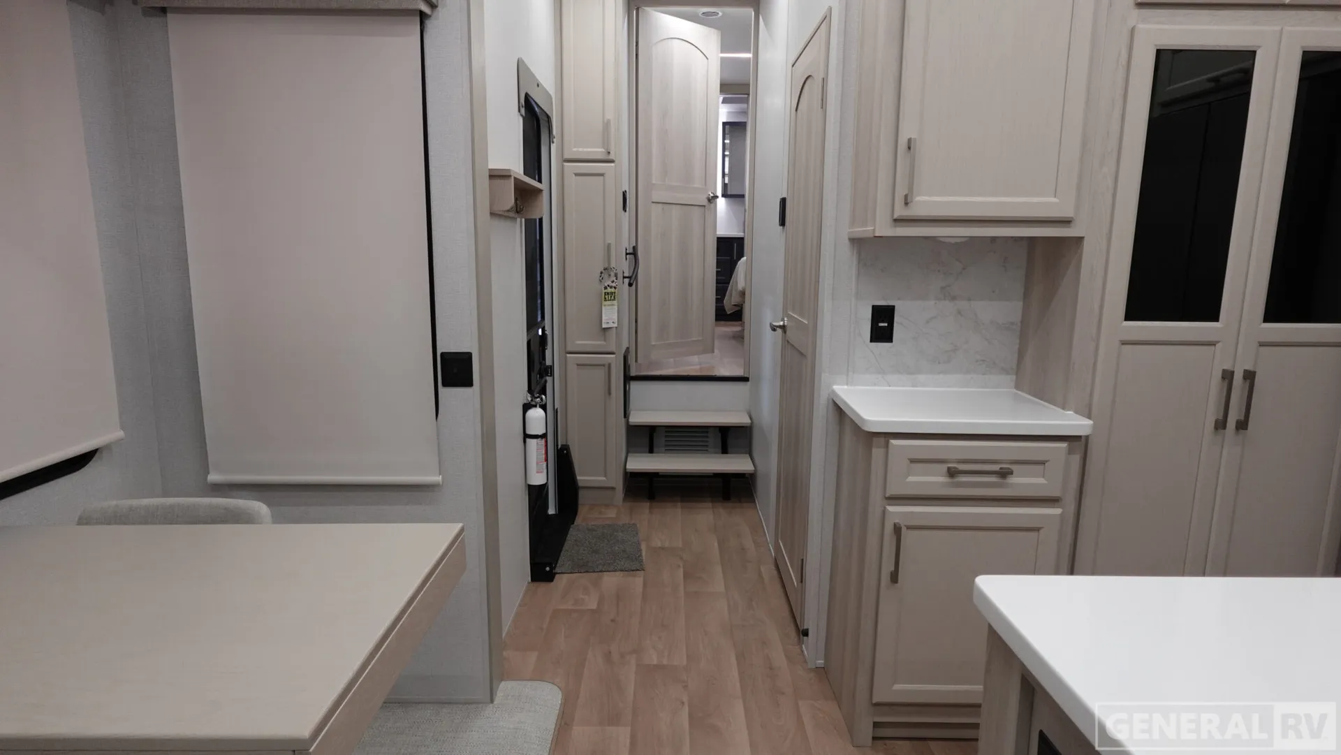 2026 Forest River Columbus 389FLH - Photo 3