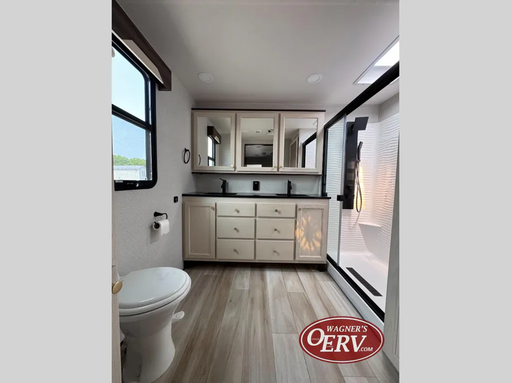 2025 Forest River Cedar Creek 370FL, Photos photo 15