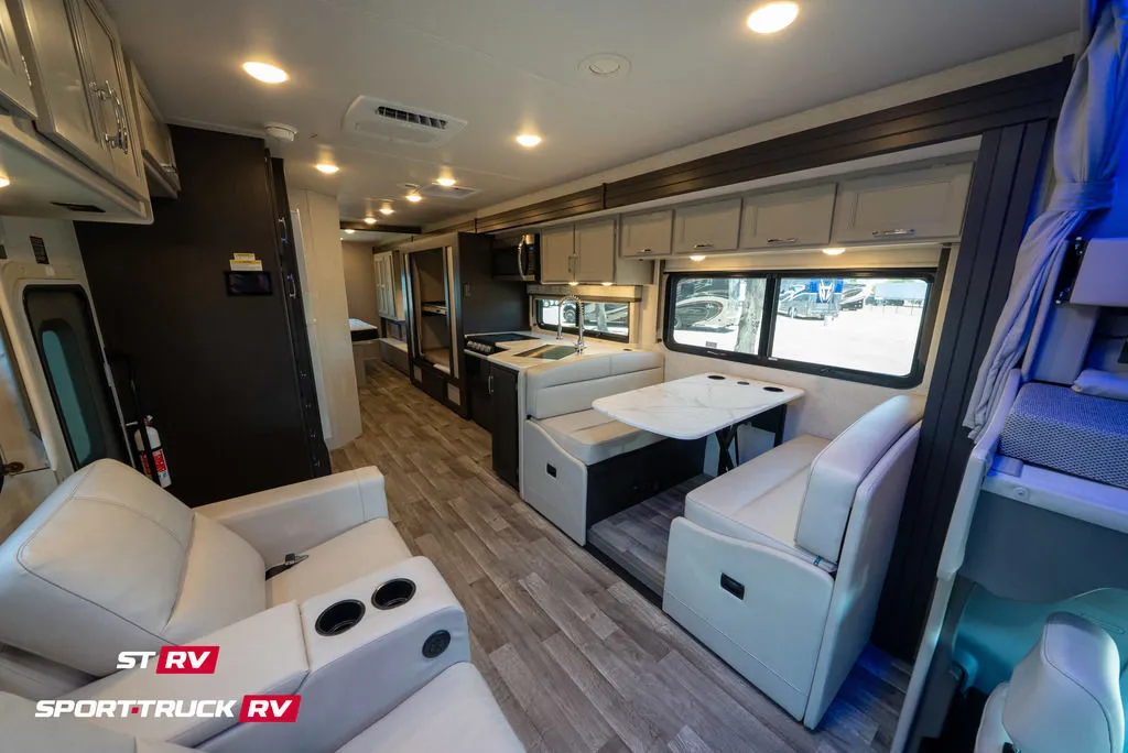 2025 Thor Motor Coach Omni Trail R36 - Photo 3