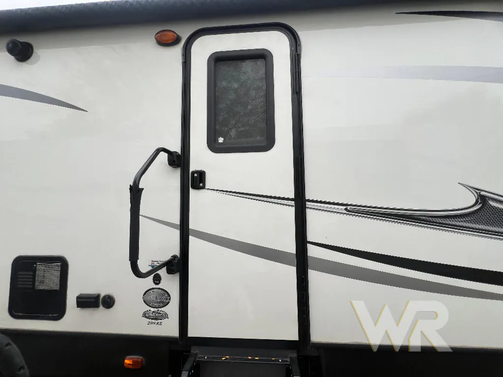 2017 Keystone Outback 298RE, Photos photo 11