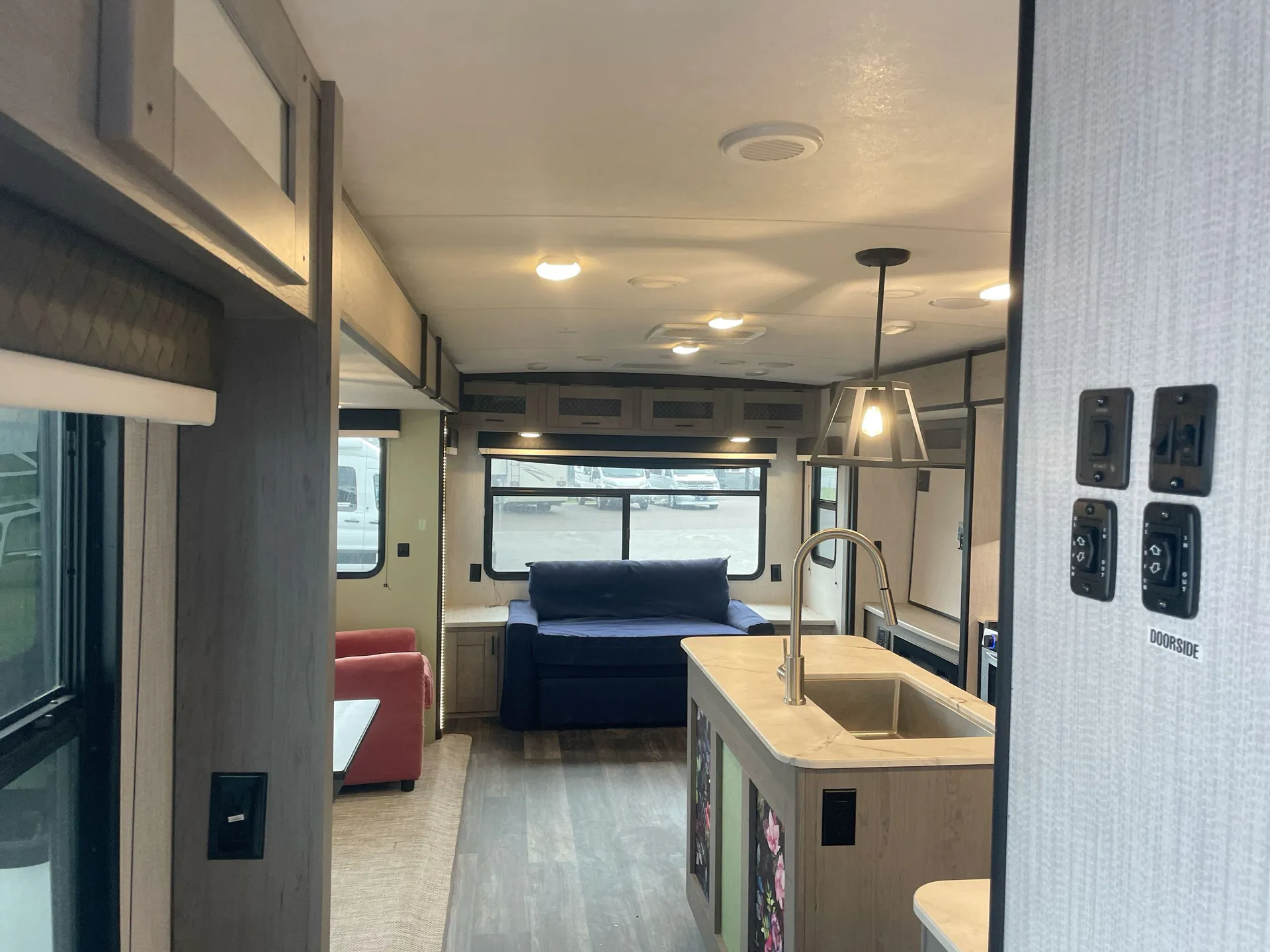2021 Heartland Mallard M335 - Photo 3
