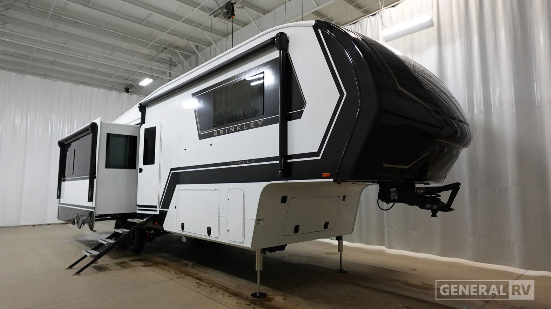 2026 Brinkley Model Z 3100 - Photo 2