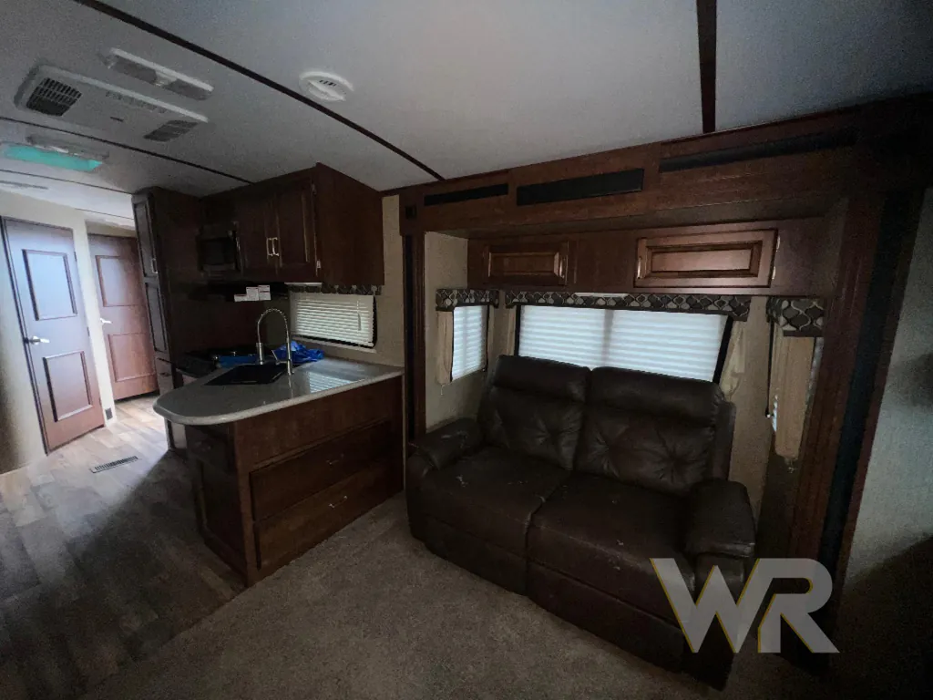 2017 Keystone Outback 298RE, Photos photo 25