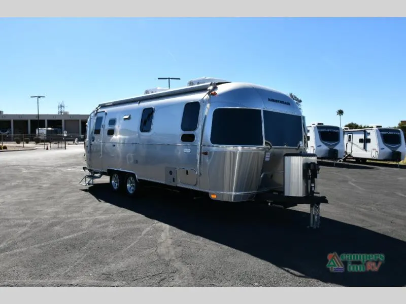 2026 Airstream Flying Cloud 25FB - Photo 2