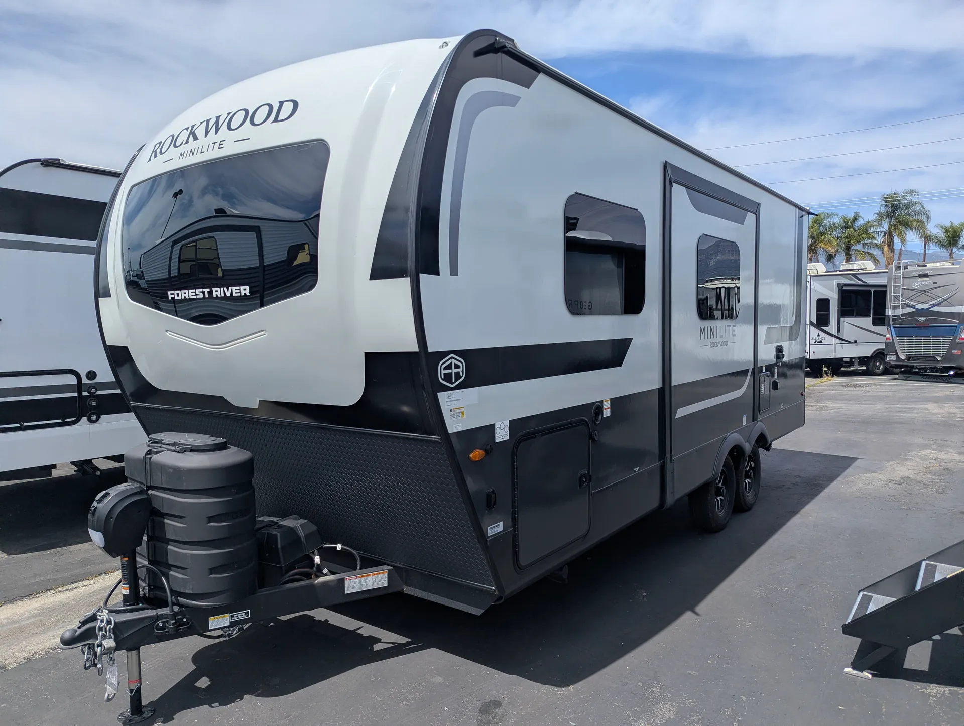 2026 Forest River Rockwood Mini Lite 2205S - Photo 4