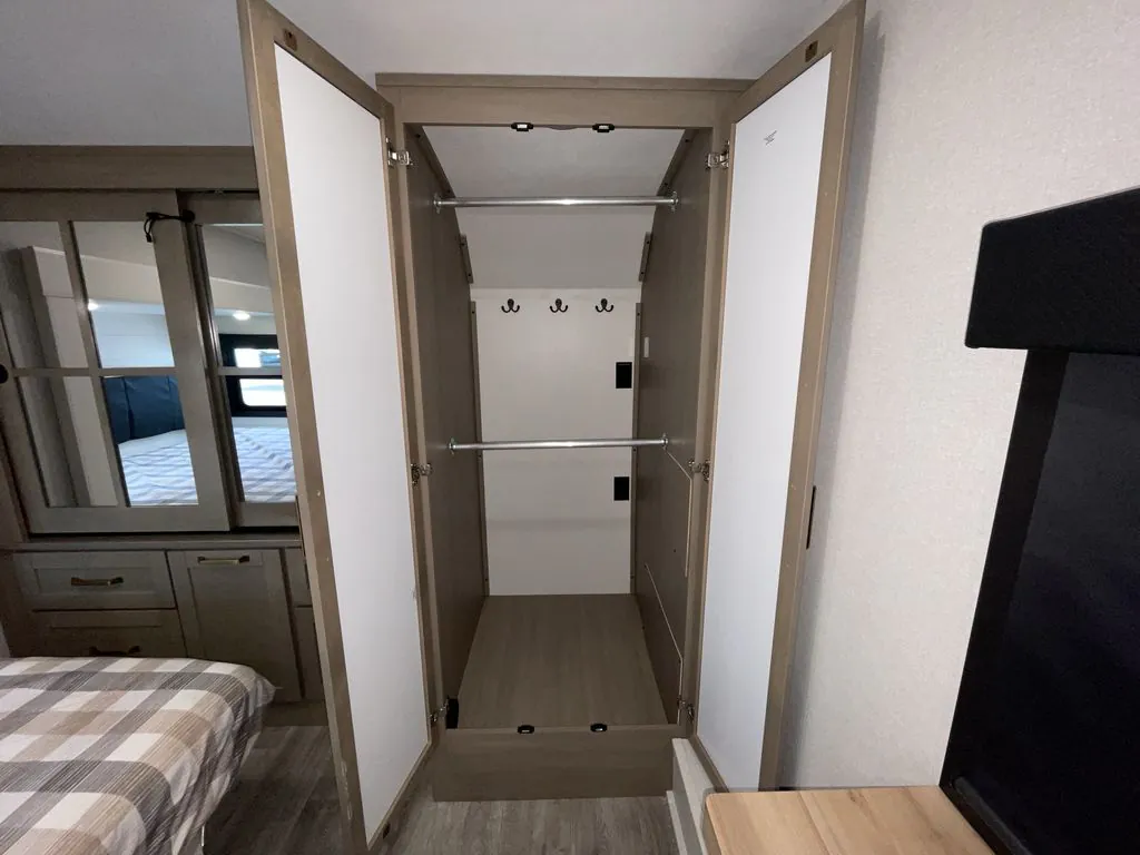 2026 Jayco Eagle 321RSTS, Photos photo 16