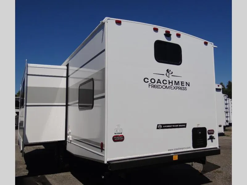 2026 Coachmen Freedom Express Select 30SE - Photo 4