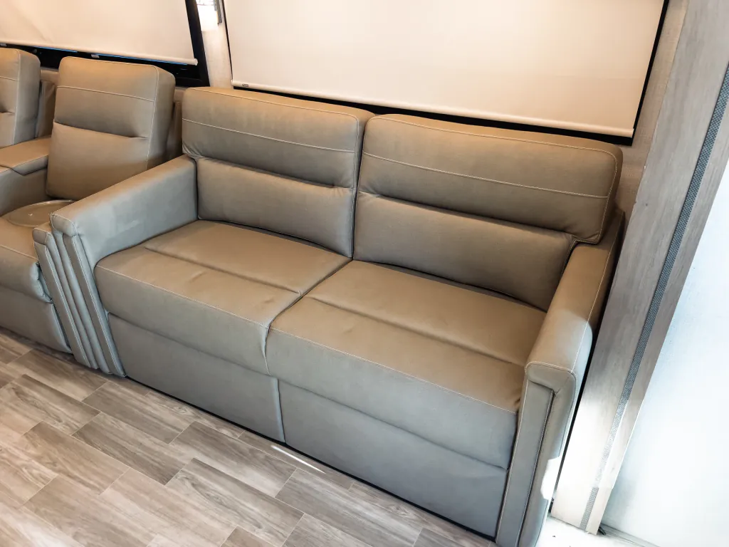 2027 Thor Motor Coach Windsport 36H, Photos photo 8