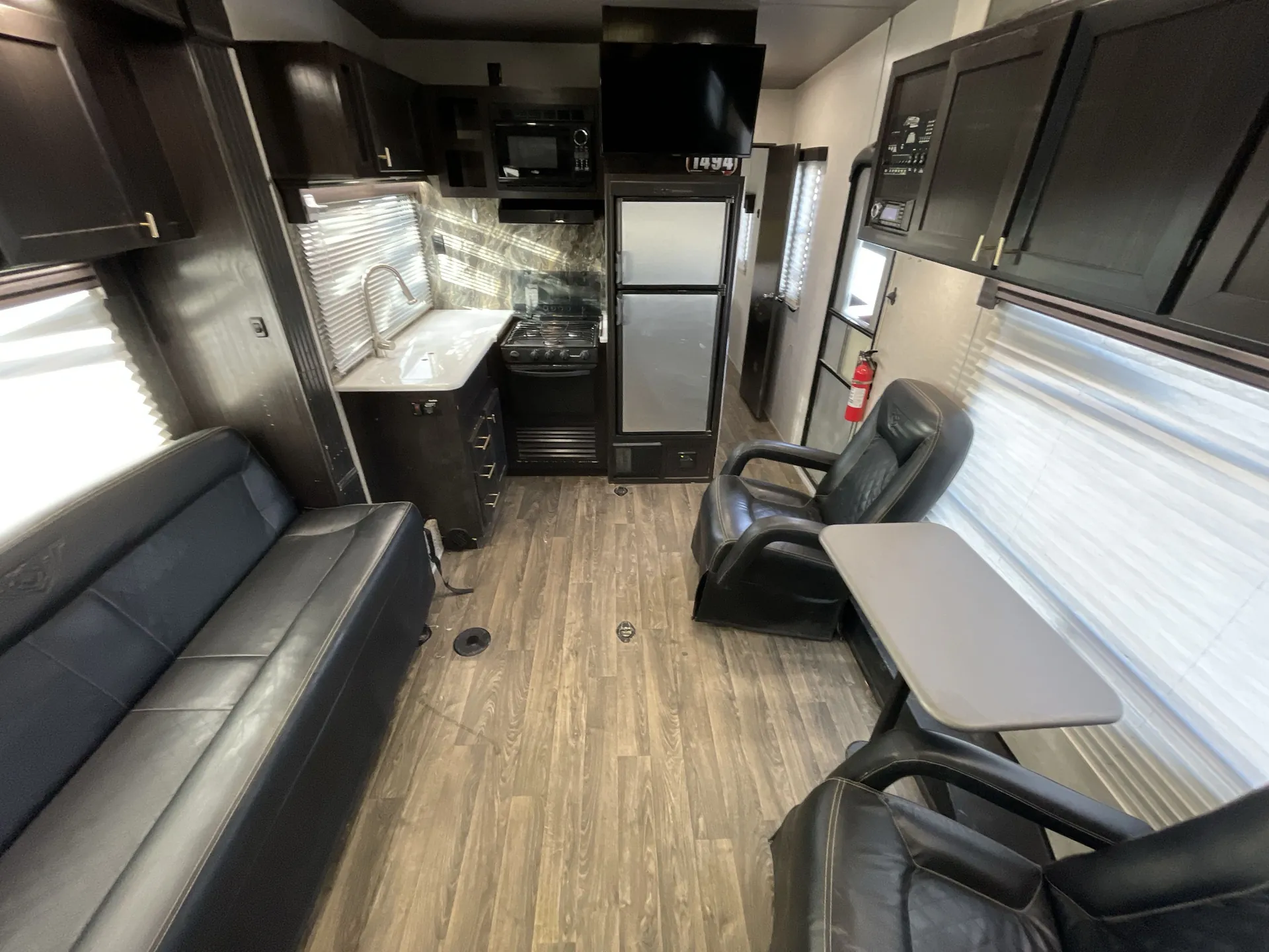 2020 Eclipse Attitude 27SA — living area main