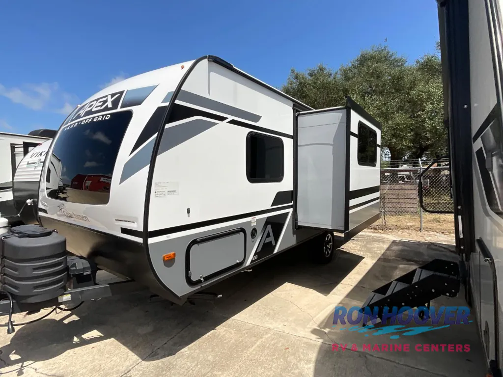2024 Coachmen Apex Nano 191RBS, Photos photo 4