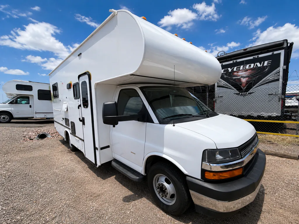 2024 Gulf Stream Conquest 6237LE - Photo 4
