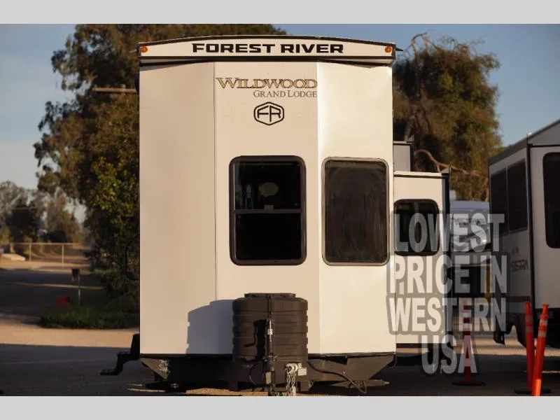 2026 Forest River Wildwood Grand Lodge 42ICE - Photo 2