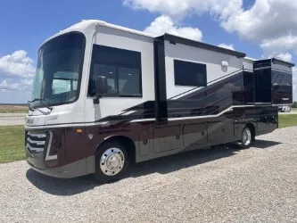 2027 Jayco Precept 31UL - Photo 4